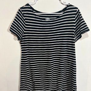 Old Navy - Black & White Striped Maternity Tunic - Size Medium